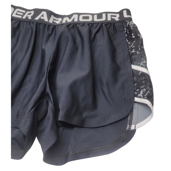 Women's Under Armour Play Up Loose Running Shorts XS Black Gray Print EUC - Picture 4 of 10